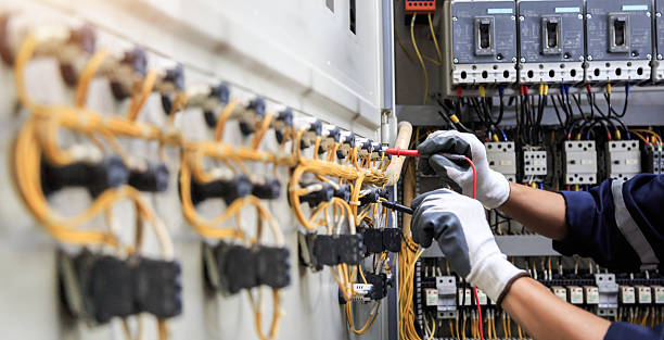Professional Electrician technician working in Morgandale, OH